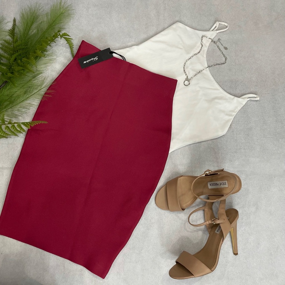 Pencil skirt